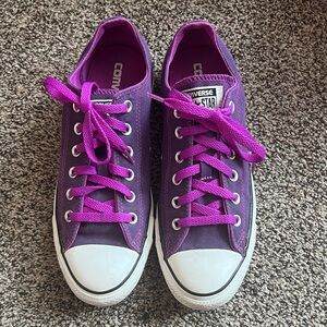 Converse Women's Purple and White Sneakers